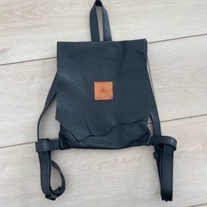 Oluca handmade leather backpack purse